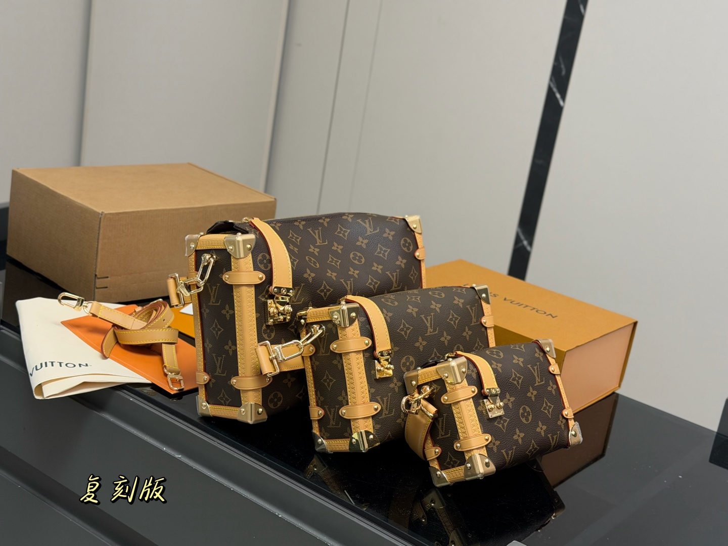 Louis Vuitton LV Shipping Box Included | Luxury Designer Fashion Accessory
